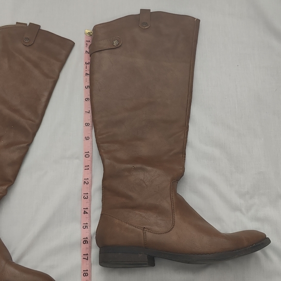 Outlooks Knee-High - Low Heel Boots - Size 8.5M - Picture 10 of 13